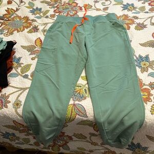 Figs Jade Zamora bottom.